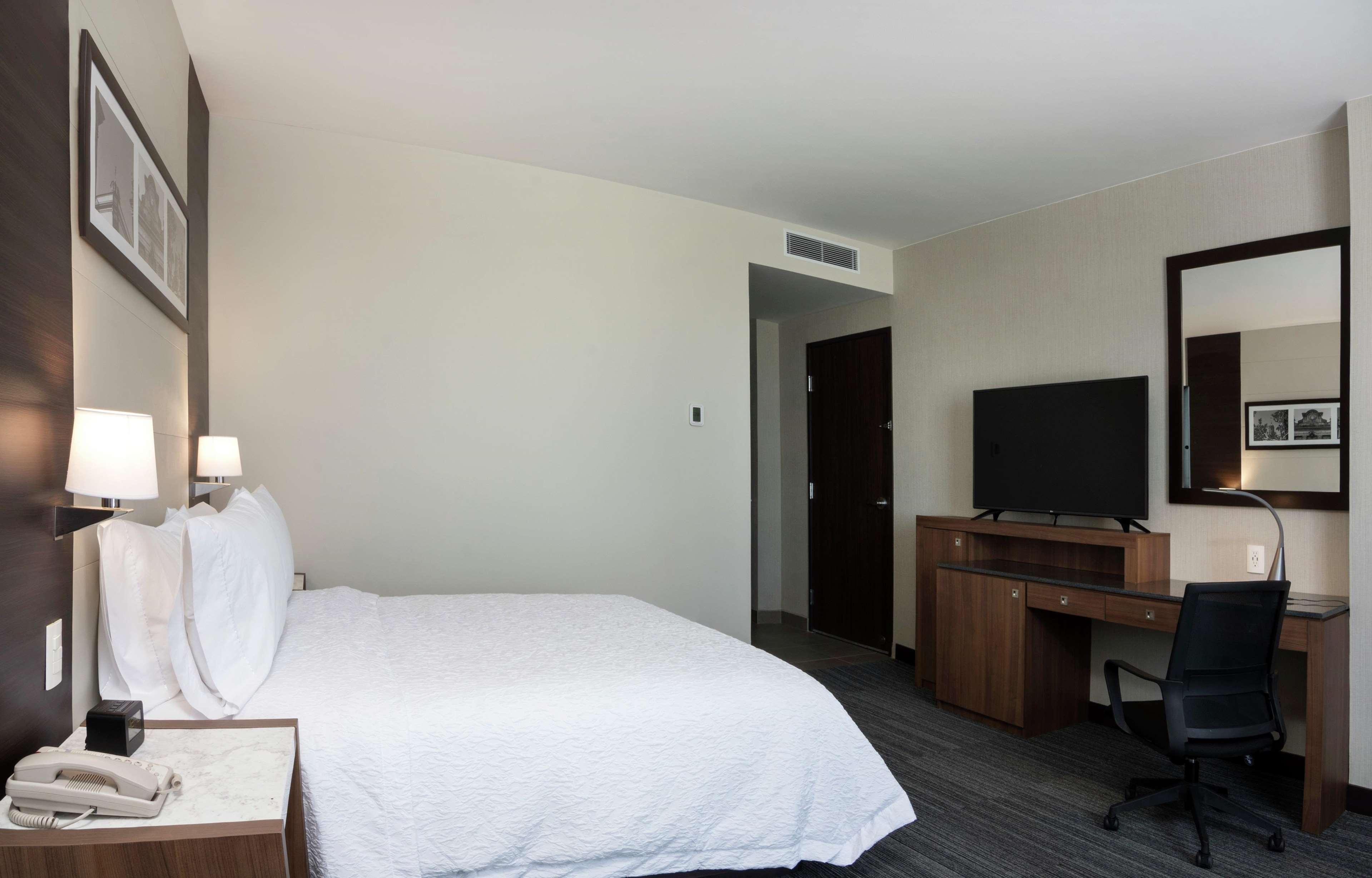Hampton Inn And Suites San Luis Potosi Slp エクステリア 写真